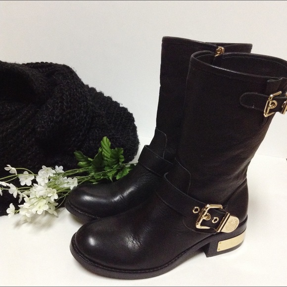 Vince Camuto Shoes - Vince Camuto Winchell Moto Boots size 6